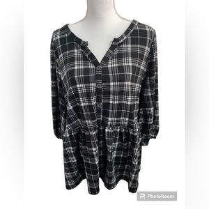 Lane Bryant plaid babydoll top, size 18-20, swing collection, black&white(NWT)